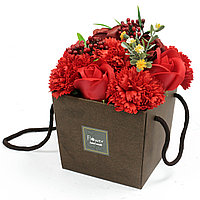 Buchet de Flori de Sapun - Trandafir Rosu si Garoafe