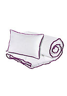 Set DUO alb-mov, 4 anotimpuri, 1 perna microfibra 50x70 cm si 1 pilota matlasata 140x200 cm