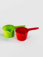 Cana pentru apa cu maner, plastic, 1,25L, 17x15x12 cm, diverse culori