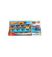 Set Camion transportor HOT WHEELS cu 3 masinute, +4 ani