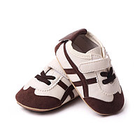 Adidasi ivoire cu maro pentru baietei (Marime Disponibila: 9-12 luni (Marimea 20 incaltaminte))
