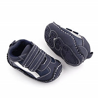 Adidasi bleumarine cu dunga argintie (Marime Disponibila: 3-6 luni (Marimea 18 incaltaminte))