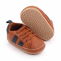 Adidasi maro cu dungi bleumarine (Marime Disponibila: 9-12 luni (Marimea 20 incaltaminte))