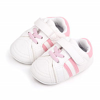 Adidasi albi cu dungi roz pentru bebelusi (Marime Disponibila: 9-12 luni (Marimea 20 incaltaminte))