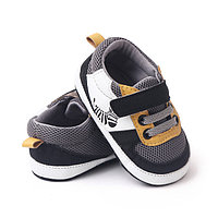 Adidasi pentru bebelusi - Zebra (Marime Disponibila: 3-6 luni (Marimea 18 incaltaminte))