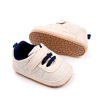 Pantofiori crem cu sireturi bleumarine pentru baietei (Marime Disponibila: 6-9 luni (Marimea 19 incaltaminte))