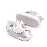 Pantofiori argintii pentru fetite - Roses (Marime Disponibila: 9-12 luni (Marimea 20 incaltaminte))