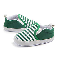 Pantofiori verzi cu dungi albe tip mocasini pentru baietei (Marime Disponibila: 9-12 luni (Marimea 20