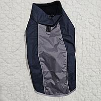 Jacheta captusita reflectorizanta pentru caini , poate fi folosită pe timp de ploaie