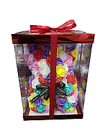 Ursulet din flori trandafiri de sapun, Multicolor, 25 cm, Handmade, Cutie transparenta