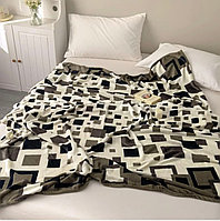 Patura Pufoasa Cocolino, Model cu patratele, crem, 200 x 230 cm