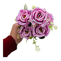 Buchet artificial elegant cu 5 trandafiri si boboci flori diverse, un singur fir, 30cm, lila