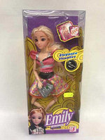 Papusa Emily