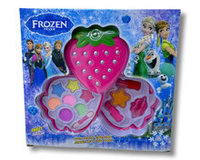 Trusa de machiaj Frozen sub forma de capsuna