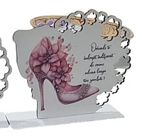 Martisor papuc elegant si feminin - un cadou memorabil model1