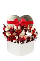 Cutie inima cu plante uscate, maro-crem-rosu