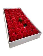Set 50 trandafiri rosii decorativi din sapun, in cutie de carton cu fereastra