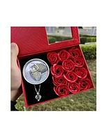 Set cadou Pearl in real life de Valentines Day, cu 12 trandafiri rosii de sapun, kit cu lantic si pandativ