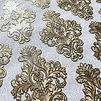 Tapet clasic, auriu, dormitor model Roua