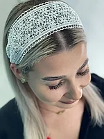 Bentita par lata cu broderie Rebecca alba
