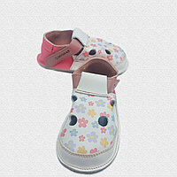 Vivid Daisies alb
