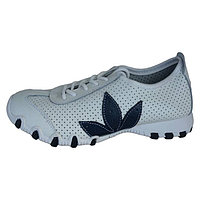 Adidasi sport, in nuanta de alb cu un detaliu bleumarin (Culoare: ALB, Marime: