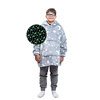 Patura cu maneci, tip hanorac lung, pentru copii/adulti, cu stelute FLUORESCENTE, din fleece captusit cu