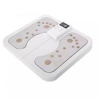 Aparat pentru masajul picioarelor, cu stimulator musculat electric tip ventuze, pentru ameliorarea durerilor,