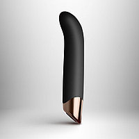 Căutați unghiul dvs. perfect cu acest vibrator elegant G-Spot. Cu un motor rumbly puternic personalizat și 10