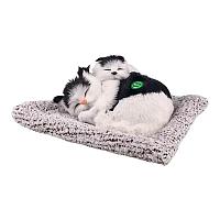 Set doua pisicute pe perna mama si fiica, 25x12 cm alb/negru