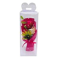 Set 5 buchete din trandafiri din sapun si flori decorative, in cutie,10x25cm