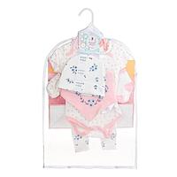 Set trusou botez fete, bumbac alb-roz, 8 piese, cu buline si flori, 30.5x10x25.5cm