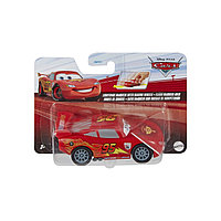 CARS MASINUTA CU SISTEM PULLBACK FULGER MCQUEEN CU ROTI DE CURSE SCARA 1:43