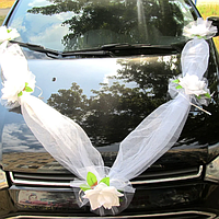 Hit! Bandă de fatin pe o mașină cu trandafiri albi, lungime de 3 metri